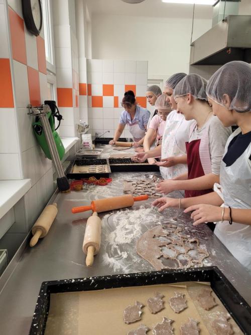 Pečení a malování perníčků